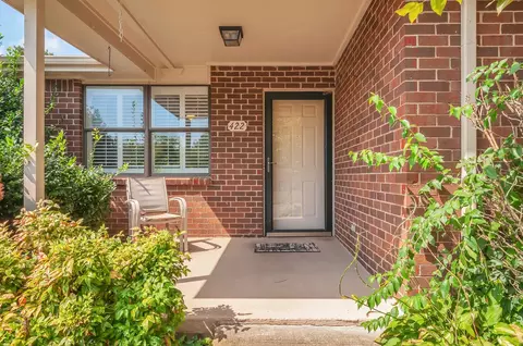 422 Deer Lake Dr, Nashville, TN 37221