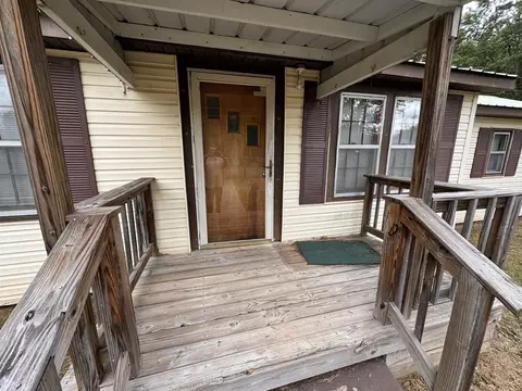 Exterior - 104 Grant Ave, Decherd, TN 37324 photo 4 of 4