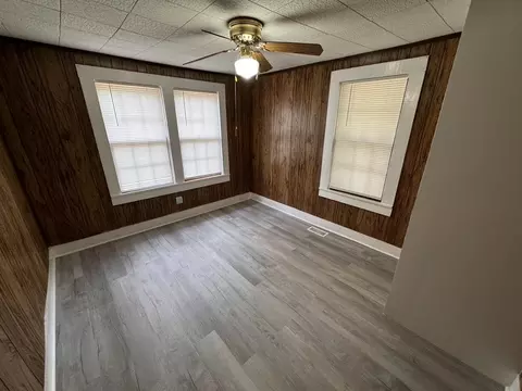Bedroom - 104 Grant Ave, Decherd, TN 37324 photo 1 of 1