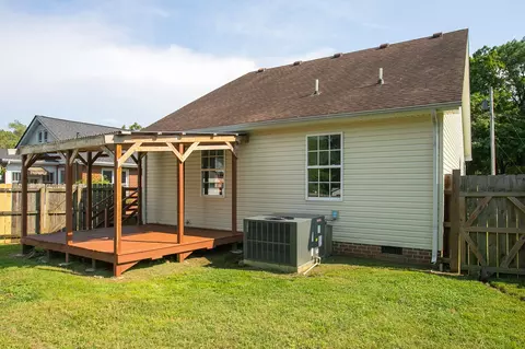 2402 Ruth St, Springfield, TN 37172 photo 30