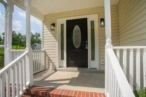 2402 Ruth St, Springfield, TN 37172 photo 8