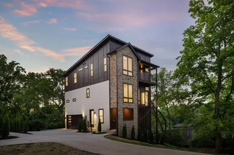 2211 Summitt Ave #B, Nashville, TN 37218