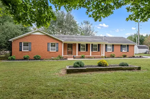 65 Prospect Rd E, Fayetteville, TN 37334