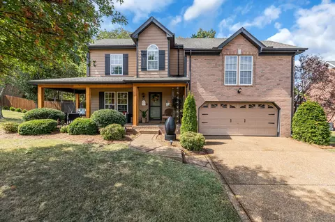 402 Spring Hill Dr, Smyrna, TN 37167