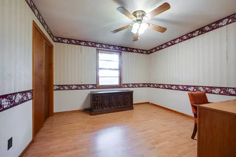 Bedroom - 206 Sunset Rd, Dickson, TN 37055 photo 4 of 6