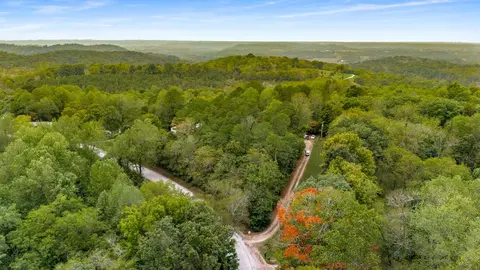 3961 Akin Ridge Rd, Williamsport, TN 38487