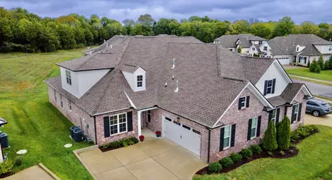 5009 Harbor Reserve Cv, Hermitage, TN 37076
