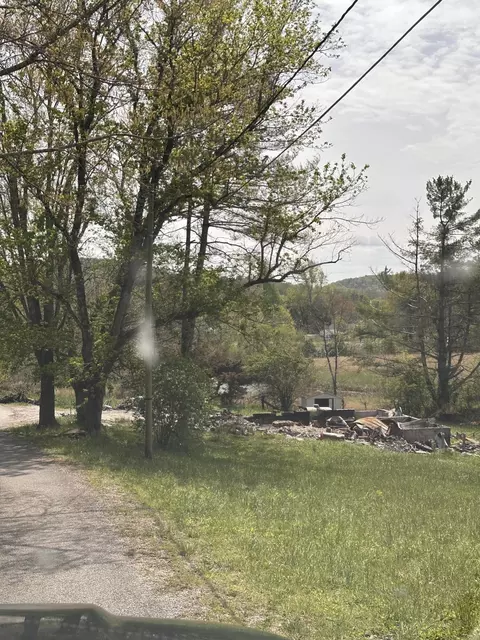 122 Ivey St S, Palmer, TN 37365