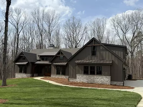 8385 Bear Paw Trl #104, Signal Mountain, TN 37377
