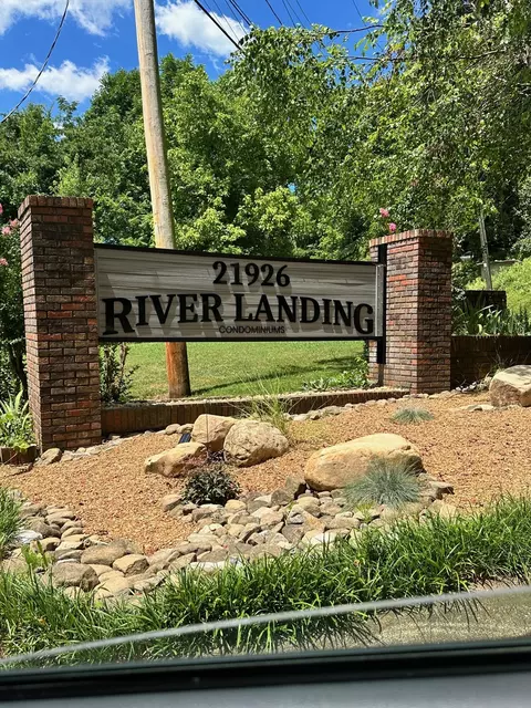 21926 River Canyon Rd #205, Chattanooga, TN 37405