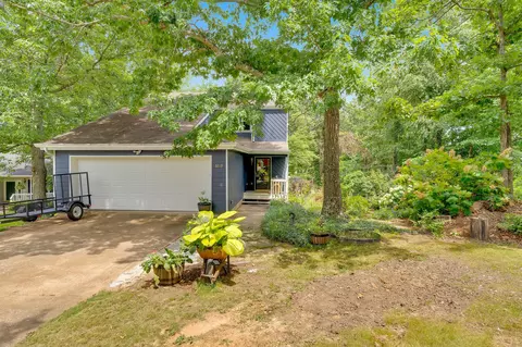 6809 Ridge Creek Dr, Ooltewah, TN 37363