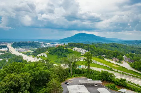 1131 Stringers Ridge Rd #14 E, Chattanooga, TN 37405