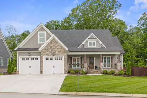 220 Goose Creek Cir, Soddy Daisy, TN 37379