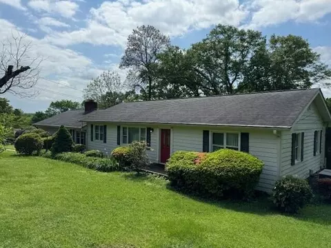 3874 Agawela Dr, Chattanooga, TN 37406