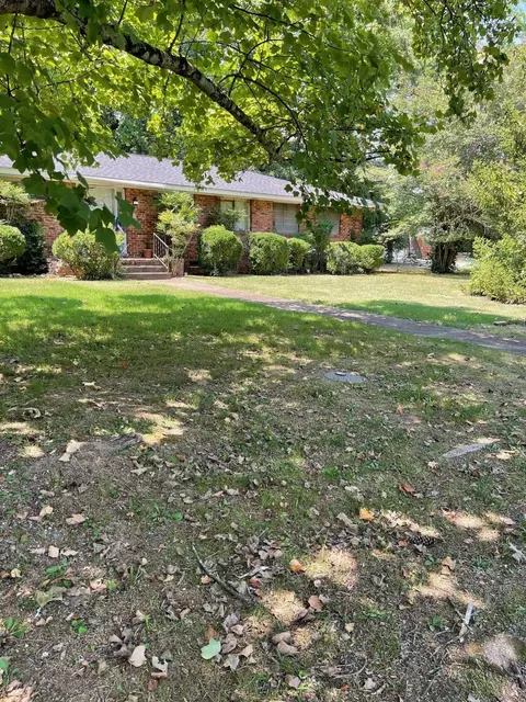 1401 Fred Will Cir, Chattanooga, TN 37411