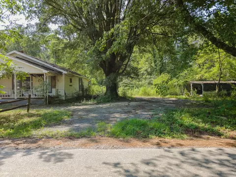 631 SE Bryson Rd, Dalton, GA 30721 photo 3