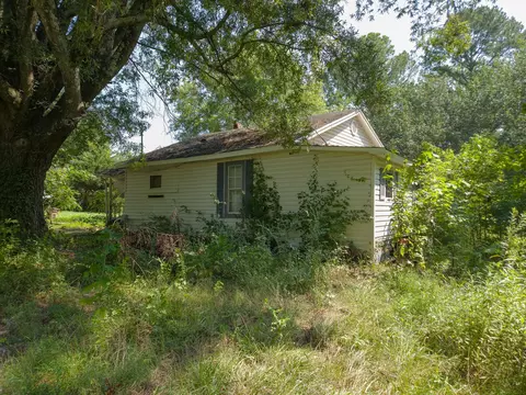 631 SE Bryson Rd, Dalton, GA 30721 photo 4