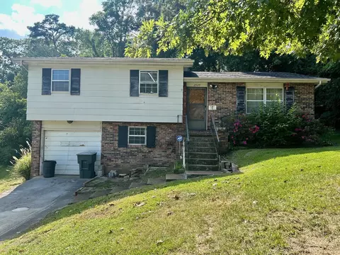2320 Northbrier Ln, Chattanooga, TN 37406
