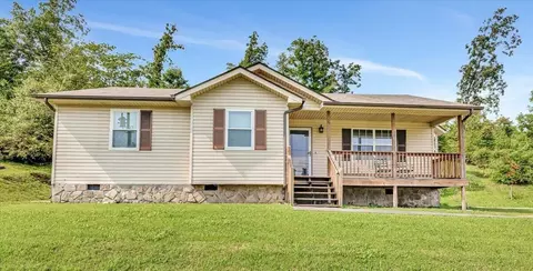 8218 Bill Reed Rd, Ooltewah, TN 37363