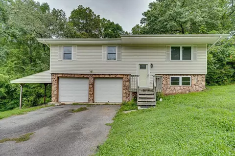 22 Sparrow Ln, Ringgold, GA 30736