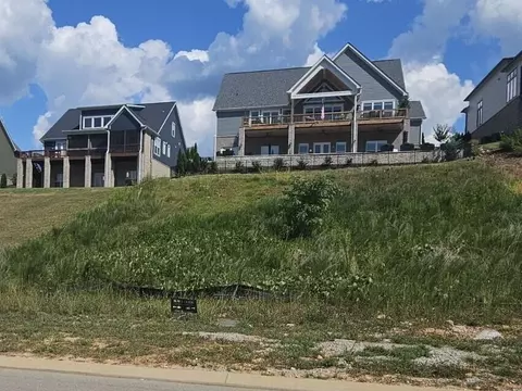 1074 Leconte Cir, Chattanooga, TN 37419