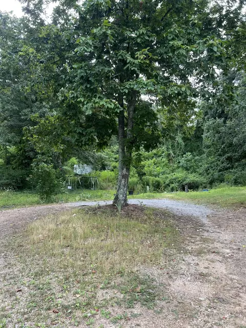 6195 Marie Ln, Harrison, TN 37341