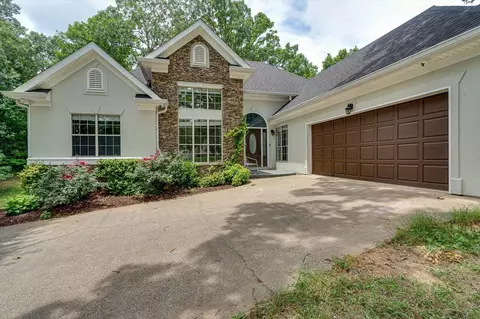 2509 Hamilton Cove Dr, Chattanooga, TN 37421