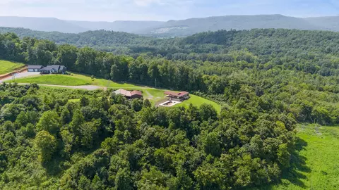 400 Derek Dr, Jasper, TN 37347 photo 45