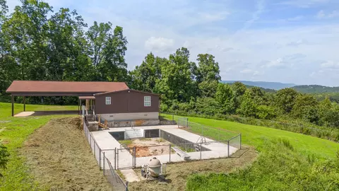 400 Derek Dr, Jasper, TN 37347 photo 35