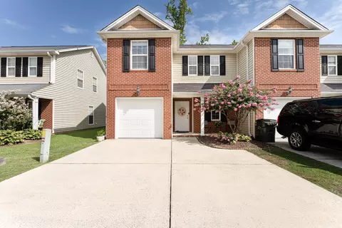 8469 Hart Ln, Ooltewah, TN 37363