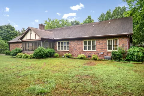 641 Falls View Dr, Hixson, TN 37343 photo 5