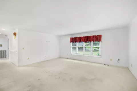 641 Falls View Dr, Hixson, TN 37343 photo 12