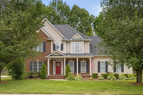 6650 Joyful Dr, Hixson, TN 37343