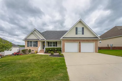 398 Fieldstone Dr, Ringgold, GA 30736