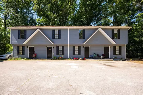 9294 Peanut Ln, Tunnel Hill, GA 30755
