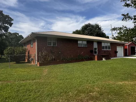 5703 Hillcrest Dr, Harrison, TN 37341