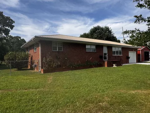 5703 Hillcrest Dr, Harrison, TN 37341