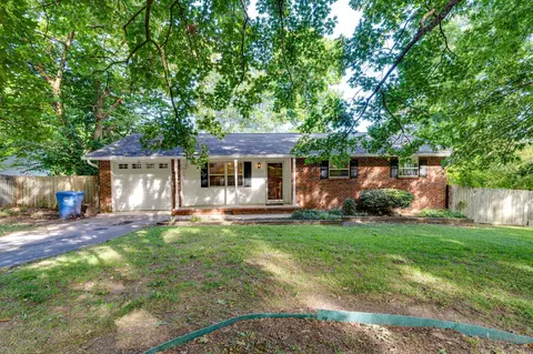 1313 Labrea Dr, Chattanooga, TN 37421