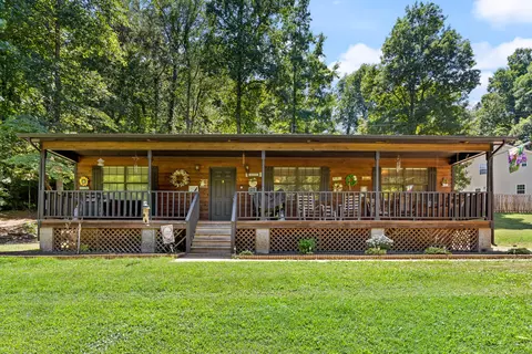 88 Coleman Rd, Soddy Daisy, TN 37379
