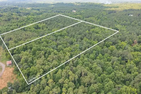 2 Ledford Rd, Cohutta, GA 30710