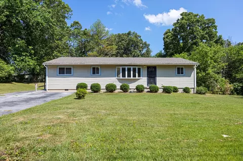 7715 Basswood Dr, Chattanooga, TN 37416