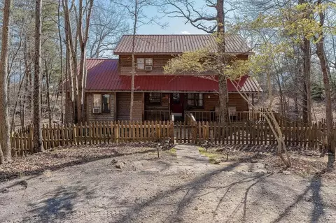 570 Marigold Dr, Menlo, GA 30731
