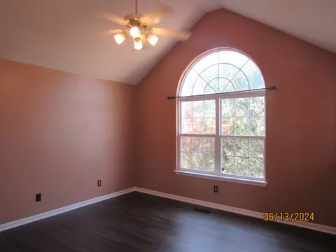676 Colony Cir, Fort Oglethorpe, GA 30742 photo 17