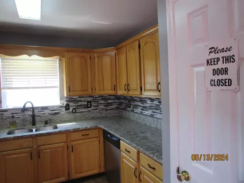 676 Colony Cir, Fort Oglethorpe, GA 30742 photo 7