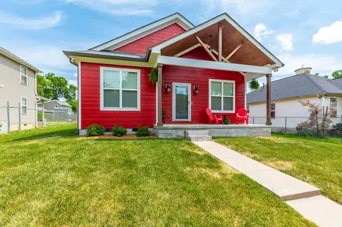 2207 E 12th St, Chattanooga, TN 37404