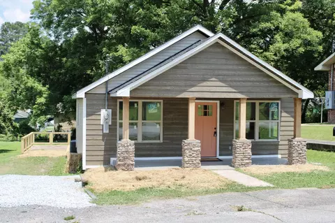 438 Illinois Ave, Dayton, TN 37321