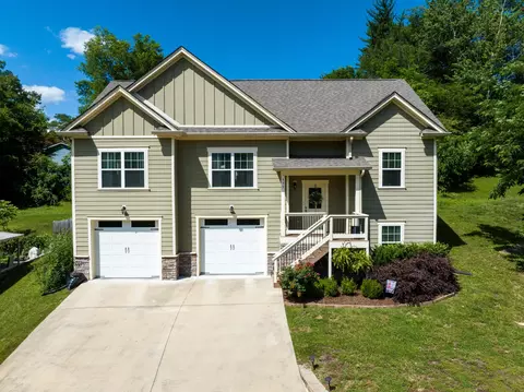 753 Emory Dr, Chattanooga, TN 37415