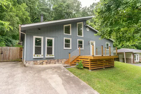 426 Lullwater Rd, Chattanooga, TN 37405