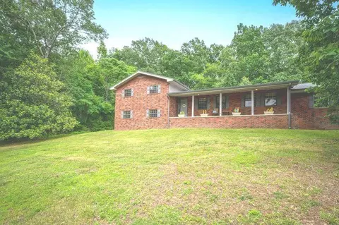 56 Carlock Cir, Chickamauga, GA 30707