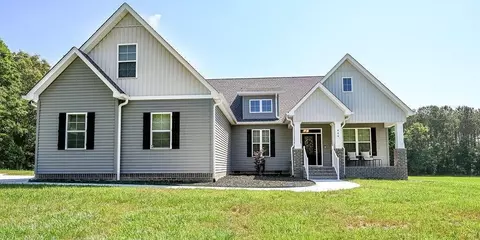 449 SE Strawhill Rd, Cleveland, TN 37323